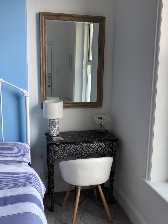 Victoria Boutique Lodge 'Stan" Sea View And Garden Apartment Ventnor Exterior foto