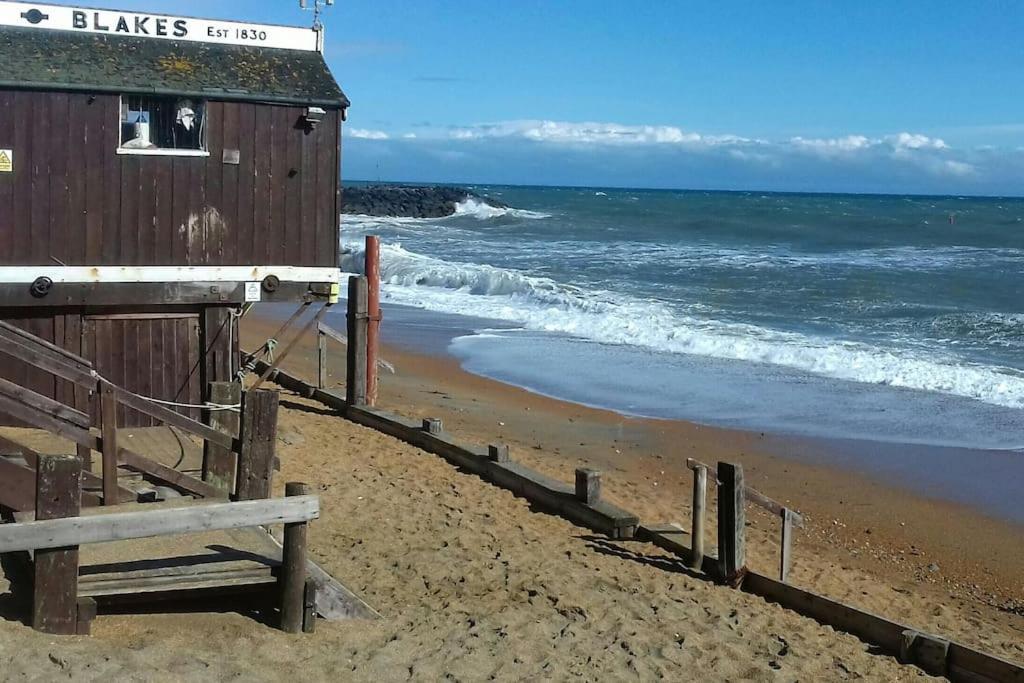 Victoria Boutique Lodge 'Stan" Sea View And Garden Apartment Ventnor Exterior foto